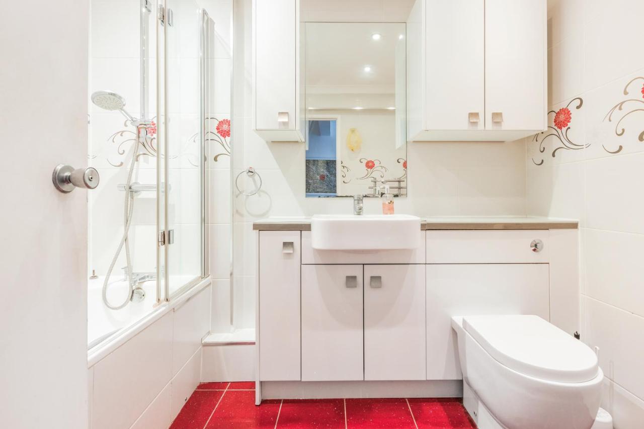 Bright 1Bed Putney Apt With Leafy Views Apartment London Exterior photo