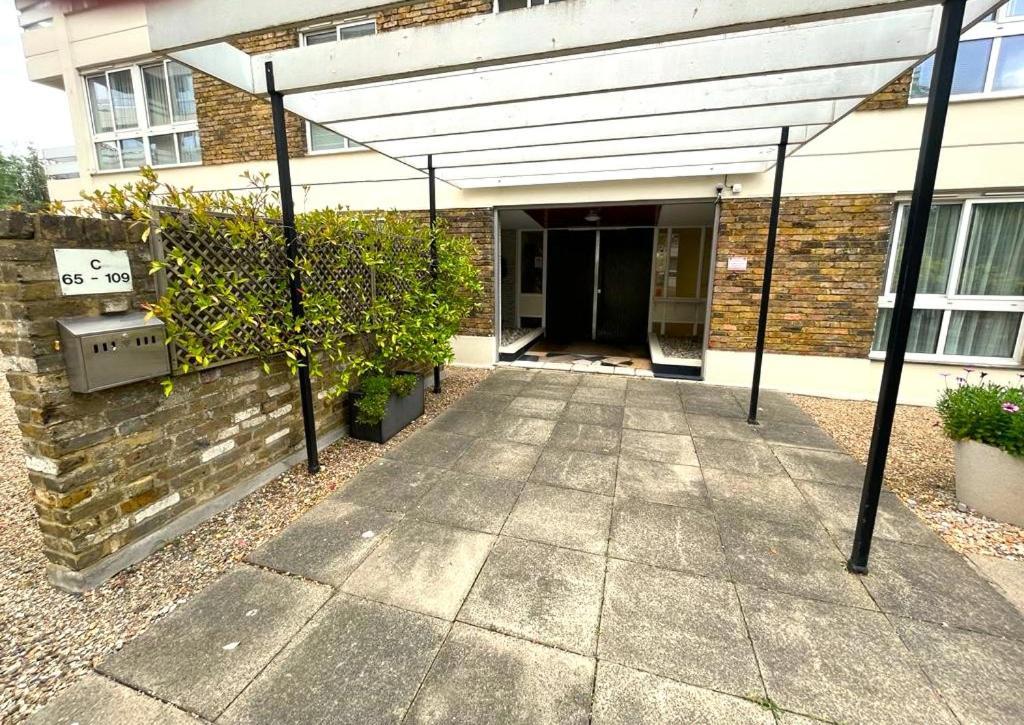 Bright 1Bed Putney Apt With Leafy Views Apartment London Exterior photo